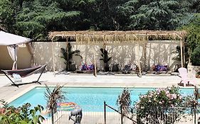 Île des Plaisirs, séjour adultes avec Petit Déjeuner Offert